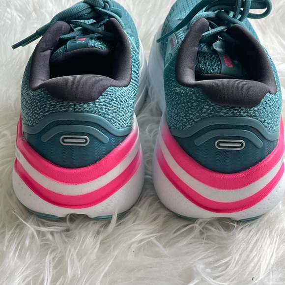 Brooks ghost max 2 running shoes 👟 - Picture 2 of 6